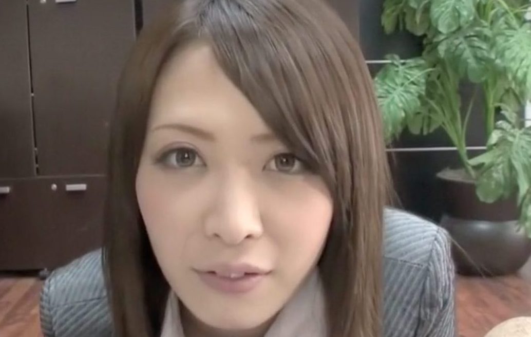 チ●ポ大好きド変態OLの獲物にされねっとりフェラ快楽責めwごっくんまでの大サービスで勃起が止まらない！