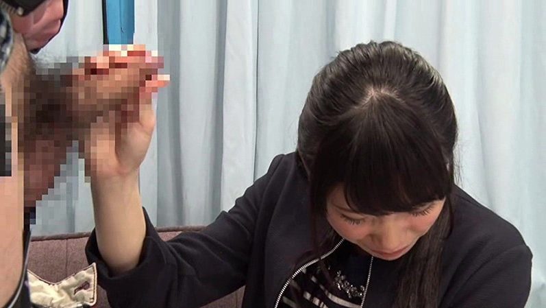 【MM号ｘ早漏改善】清楚なお姉さんが企画に挑戦！手コキであっさり暴発するもカラダを張って企画を遂行してくれた！