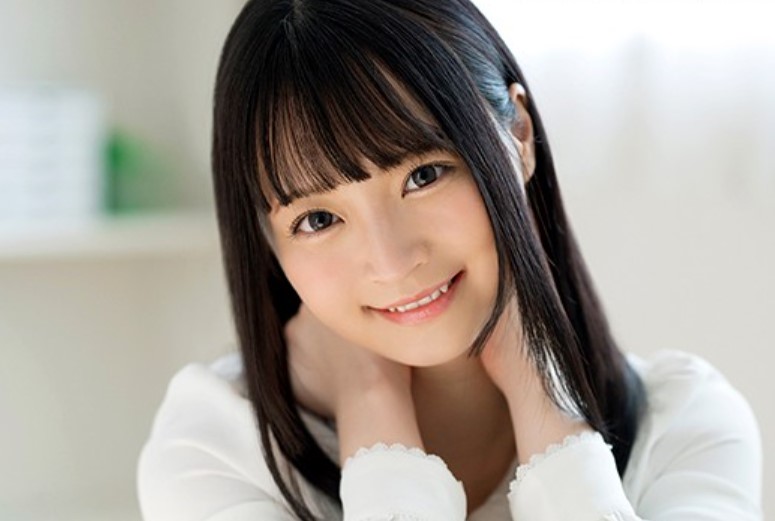 18歳なりたての清純美少女が何を血迷ったかAVデビューw 恥ずかしそうにパイパンマ●コを披露し遠慮なく責めたてられるｗ