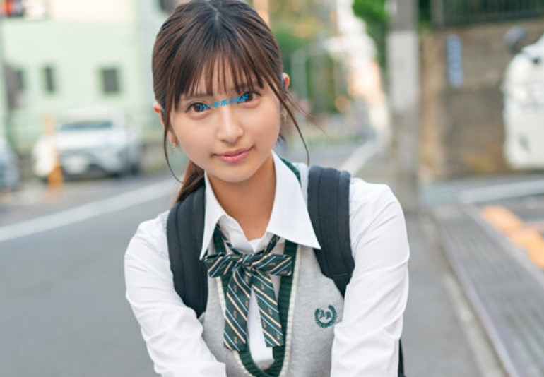 【マジックミラー号×JK】清楚系制服少女を車内に誘導！ディルドに発情した制服女子校生がエロハプニングで生ハメｗｗｗ