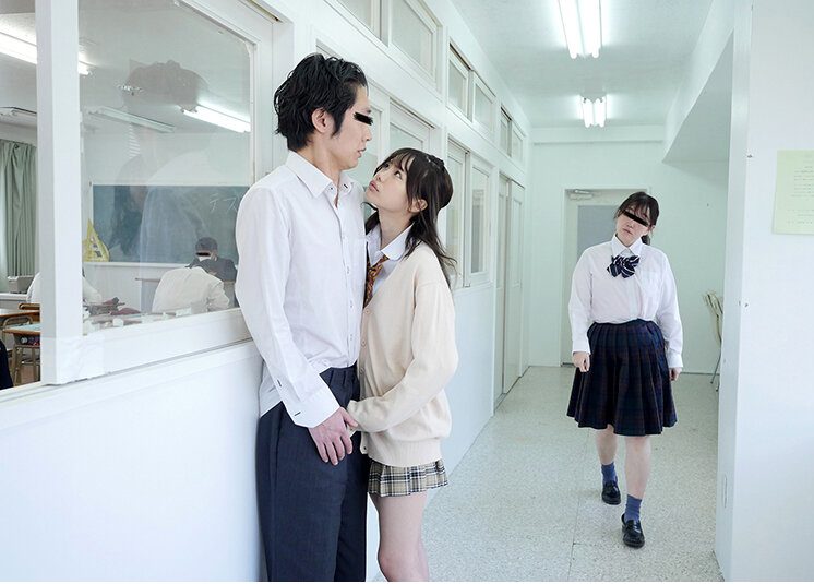 ＜JKx萌え袖痴女＞男子生徒に囁きながら萌え袖にチ〇ポ隠し手コキ！保健室へ誘い出されエロ行為は加速するｗ