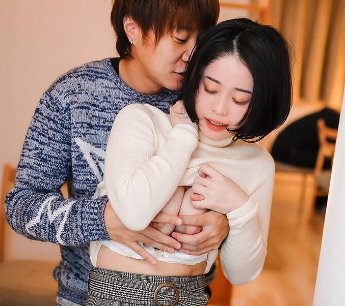 ＜MINAMOｘ宅飲み性交＞酔いつぶれて寝ているところを男に襲われ難を逃れるも別の男に言い寄られ交尾始める！