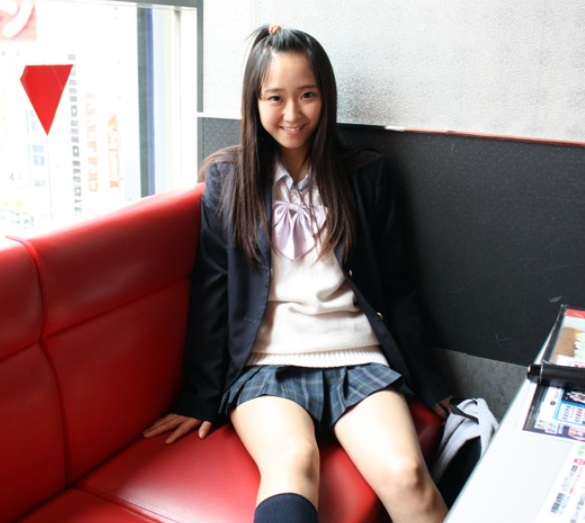 【ミニ系】JKとデートしてからホテルで生セックス！幼さ残る小動物系ガールを堪能するｗｗｗ