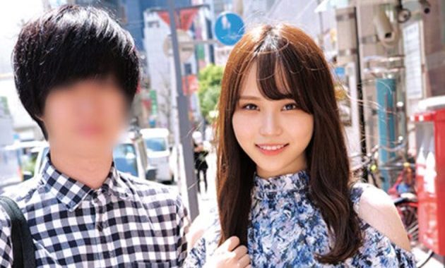 アイドル顔負けな超絶美人お姉さんが童貞弟の雑魚チ●ポを筆下ろしw自慢の巨乳おっぱいも揉ませちゃいます♡