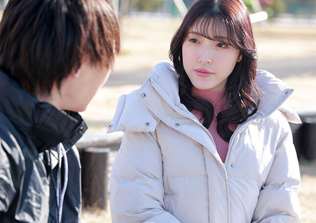 人妻だって恋をしたいの！息子のコーチを好きになり旦那を裏切り不倫三昧！他人チ●ポを美味しそうに咥えザーメン中出しも許可ｗ