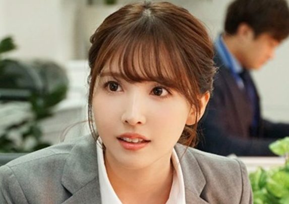 「あっ…イくッ♡」巨乳OLが絶倫童貞男上司と残業オフィスファック！自分のナカに挿れてもらうためしっかりご奉仕する変態OL！