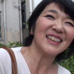 『あぎぃ♡おかしくなっちゃうぅぅ♡』セックスレスで欲求不満な熟女が若い男のチ○ポで火照った膣中こねくり回され絶頂！