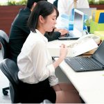 嫌悪感を抱く上司に無理やり辱めを受けイカされてしまう！知らぬ間に上司を求めるようになり体を委ねてしまう‼