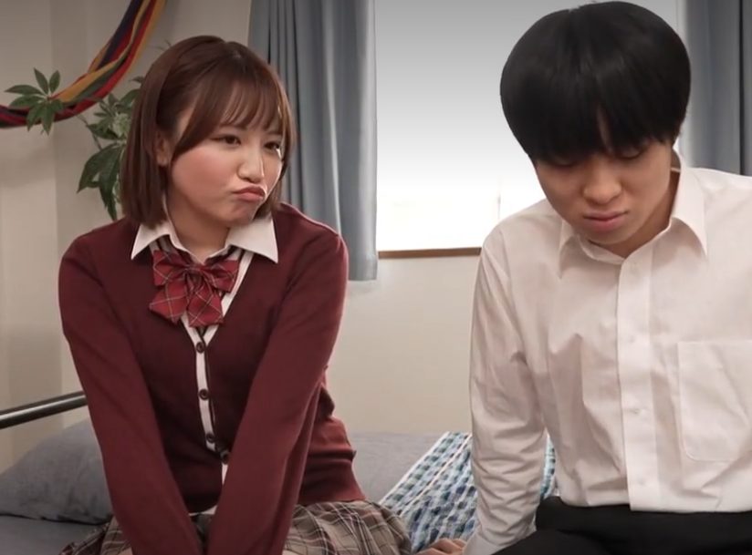 幼馴染にチェリー卒業のお手伝いを依頼！徐々にエロ行為がエスカレートし肉棒入れられ気持ち良すぎて喘ぎまくる‼