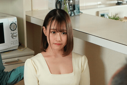 『お義父さんダメですぅぅ…』スレンダー巨乳の妻が俺の親父に寝取られ種付けプレスされていた！こんなド変態男だったなんて…