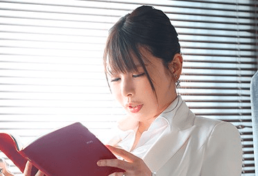 『社長…早く膣奥にいっぱい出してください♡』美人妻秘書は旦那がいるにもかかわらず社長と禁断の関係になっていたwww