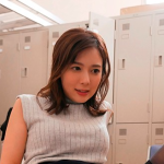 『たくさん深いチュウしよ？♡』美人な女教師が生徒を誘惑！濃厚なキスをしお互いを愛撫し合う！こんな先生がいるの羨ましいwww