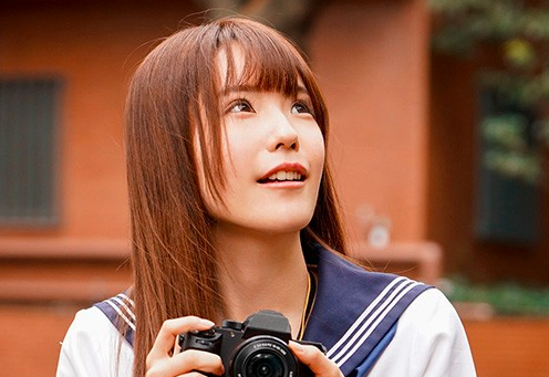 『もうやめてぇぇ…ああん！』純粋なJKが制服マニアの中年男たちにひたすら犯され続ける！助けを求めても逆効果だった…