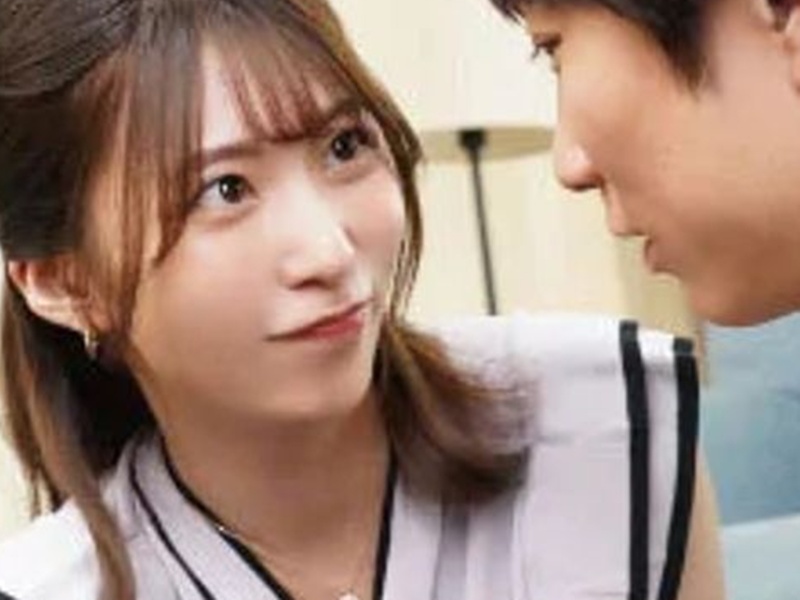 『弟クンは何回デキる？』兄の不在中に兄の彼女がやってきていきなり浮気フェラ誘惑！ドスケベ吸引でチ●ポをシャブる！