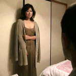 『もう我慢できないのぉ！ああん♡』臨月の娘を入院させ婿に本気になってしまった母の卑猥！性欲に溺れた男女の濃厚セックス！