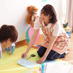 『どうしてほしい？恥ずかしがらなくていいよ♡』母の友人と繰り返す秘め事に溺れる！人目を忍んでこっそりと絡み合う2人！