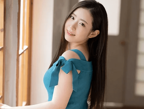 『恥ずかしいけどエッチな姿を見られたい♡』めっちゃ人懐っこくてスタイル抜群なフレッシュ女子大生がAVデビュー！