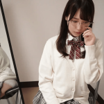 『私、先生とエッチしたいです…♡』普段は物静かな教え子が俺の前だけでは確信犯的にパンチラ誘惑してくるwww
