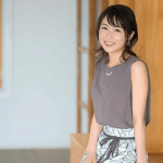 『お願いします…チ●ポくださいぃぃ♡』ぶっちぎりの超美顔人妻がAVデビュー！マ●コに肉棒擦りつけると入れてほしいと懇願www